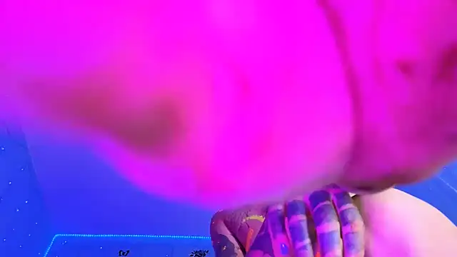 Snapshot of gabbiefoxthx chatting on 02/13/25, 04:22 gabbiefoxthx online show from 02/13/25, 04:22