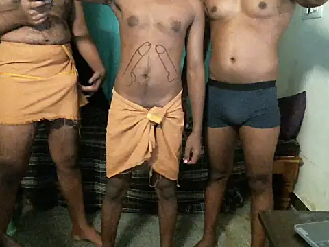 Snapshot of indianbull2023 chatting on 09/19/25, 07:21 indianbull2023 online show from 09/19/25, 07:21