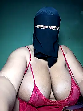 Snapshot of Loly_mor chatting on 01/06/25, 05:08 Loly mor online show from 01/06/25, 05:08