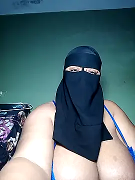 Snapshot of Loly_mor chatting on 01/06/25, 12:13 Loly mor online show from 01/06/25, 12:13