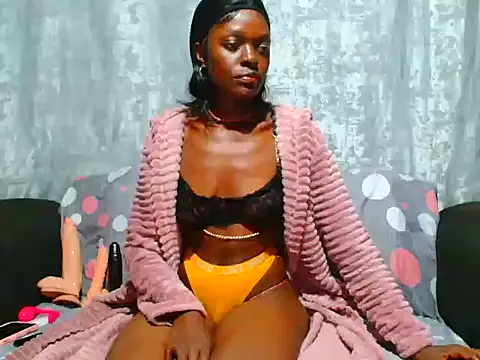 Snapshot of VANESAAMBER23 chatting on 04/25/26, 06:27 VANESAAMBER23 online show from 04/25/26, 06:27