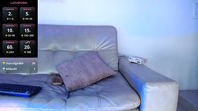 gaby pervet31 online show from 12/05/24, 10:45