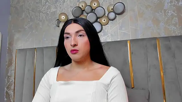 Snapshot of TomLondon_ chatting on 01/20/25, 11:35 TomLondon  online show from 01/20/25, 11:35