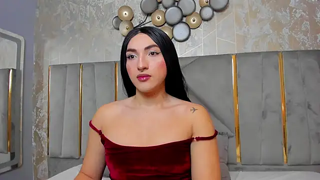 Snapshot of TomLondon_ chatting on 02/05/25, 11:55 TomLondon  online show from 02/05/25, 11:55