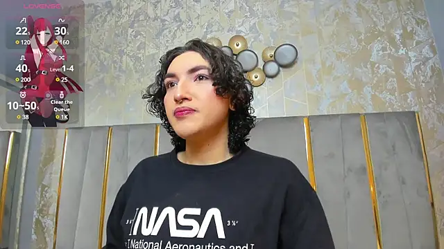 Snapshot of TomLondon_ chatting on 02/25/25, 11:41 TomLondon  online show from 02/25/25, 11:41