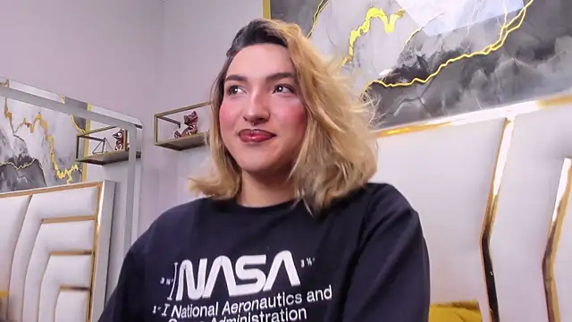 TomLondon  online show from 11/26/25, 11:55