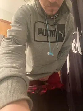 Snapshot of Lilsmokeshow017 chatting on 02/04/25, 11:16 Lilsmokeshow017 online show from 02/04/25, 11:16