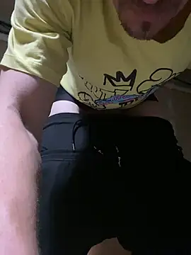 Snapshot of Lilsmokeshow017 chatting on 09/24/25, 05:11 Lilsmokeshow017 online show from 09/24/25, 05:11