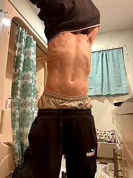 Snapshot of Lilsmokeshow017 chatting on 10/06/25, 09:51 Lilsmokeshow017 online show from 10/06/25, 09:51