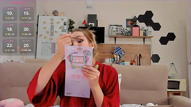 Snapshot of Girl_alone_home chatting on 11/05/25, 03:45 Girl alone home online show from 11/05/25, 03:45