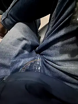 villagb12 online show from 02/11/25, 07:44