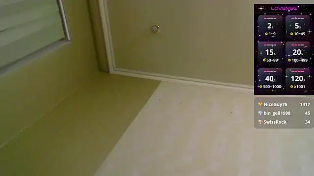 Snapshot of German_Eva chatting on 12/16/25, 03:06 German Eva online show from 12/16/25, 03:06