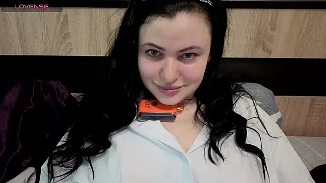 Snapshot of German_Eva chatting on 05/16/26, 01:32 German Eva online show from 05/16/26, 01:32