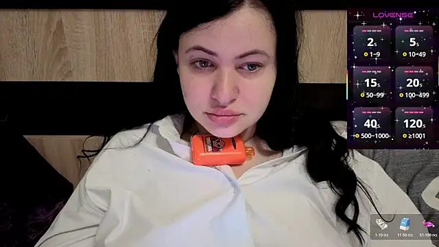 Snapshot of German_Eva chatting on 05/17/26, 01:18 German Eva online show from 05/17/26, 01:18