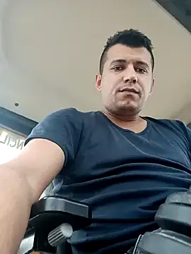 Snapshot of Adana1994 chatting on 12/24/24, 10:55 Adana1994 online show from 12/24/24, 10:55