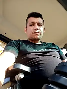 Snapshot of Adana1994 chatting on 12/25/24, 08:18 Adana1994 online show from 12/25/24, 08:18