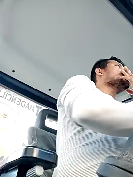 Snapshot of Adana1994 chatting on 01/20/25, 05:48 Adana1994 online show from 01/20/25, 05:48