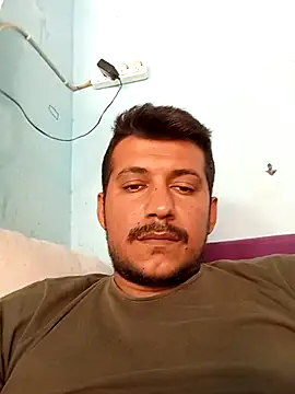 Snapshot of Adana1994 chatting on 10/05/25, 12:47 Adana1994 online show from 10/05/25, 12:47