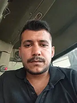 Snapshot of Adana1994 chatting on 10/17/25, 01:14 Adana1994 online show from 10/17/25, 01:14