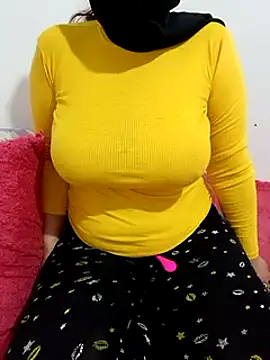 Snapshot of Saakoora chatting on 01/28/25, 02:42 Saakoora online show from 01/28/25, 02:42