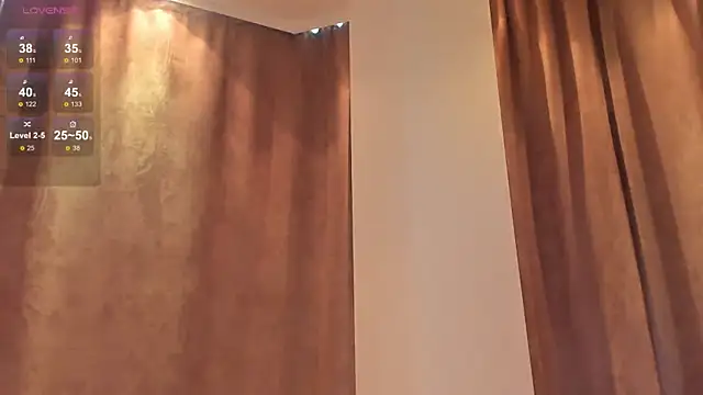 Snapshot of NaokoStifel chatting on 02/17/25, 05:36 NaokoStifel online show from 02/17/25, 05:36