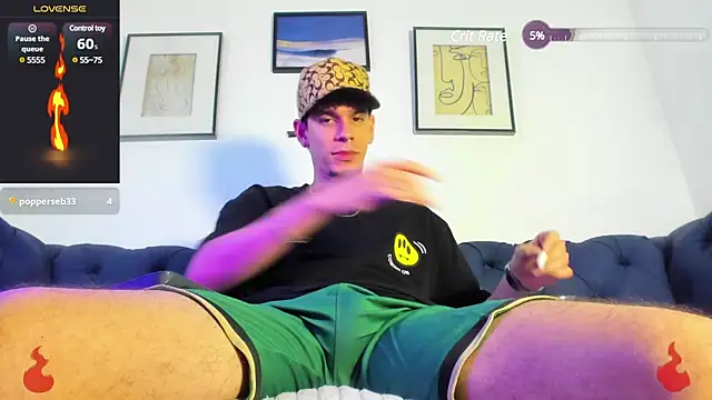 Snapshot of BRAYHAMBROWN chatting on 02/08/25, 08:20 BRAYHAMBROWN online show from 02/08/25, 08:20