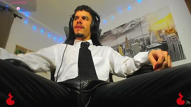 Snapshot of BRAYHAMBROWN chatting on 09/13/25, 06:24 BRAYHAMBROWN online show from 09/13/25, 06:24