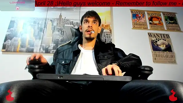 Snapshot of BRAYHAMBROWN chatting on 04/20/26, 11:39 BRAYHAMBROWN online show from 04/20/26, 11:39