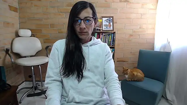 VioletaGomezCo online show from 12/15/25, 02:43