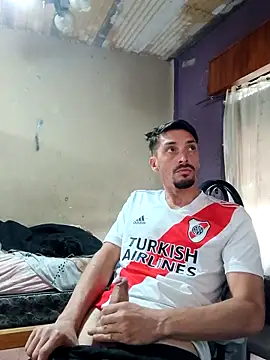 Snapshot of puak6666 chatting on 10/29/25, 02:52 puak6666 online show from 10/29/25, 02:52