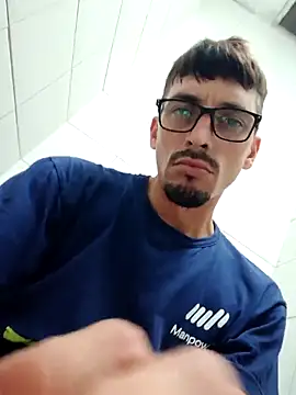 Snapshot of puak6666 chatting on 03/21/26, 08:19 puak6666 online show from 03/21/26, 08:19