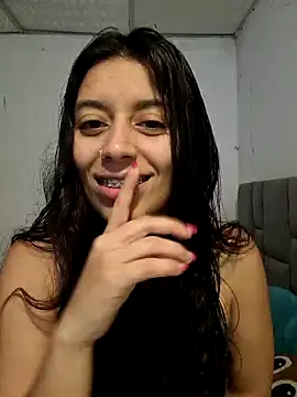 BrittanyDiaz online show from 02/01/25, 07:13