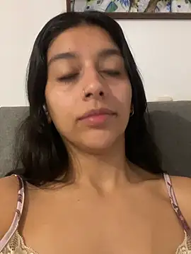 Snapshot of BrittanyDiaz chatting on 06/19/26, 06:56 BrittanyDiaz online show from 06/19/26, 06:56