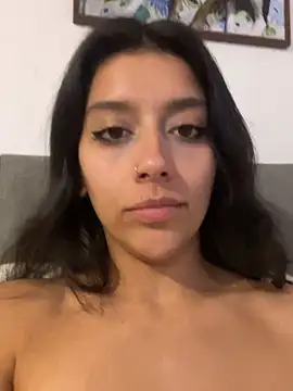 Snapshot of BrittanyDiaz chatting on 06/22/26, 02:13 BrittanyDiaz online show from 06/22/26, 02:13