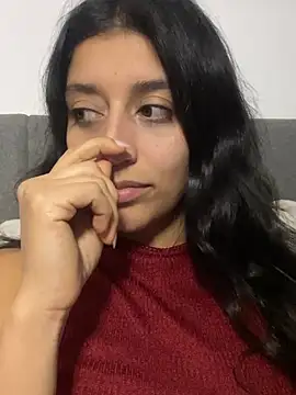 Snapshot of BrittanyDiaz chatting on 07/20/26, 04:05 BrittanyDiaz online show from 07/20/26, 04:05