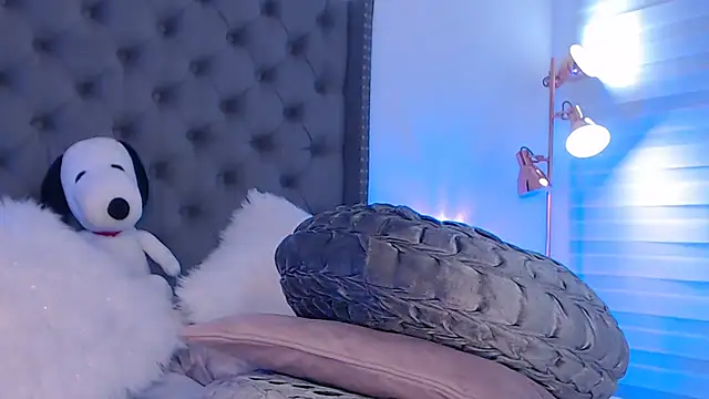 Snapshot of KathaLove chatting on 01/17/25, 05:42 KathaLove online show from 01/17/25, 05:42