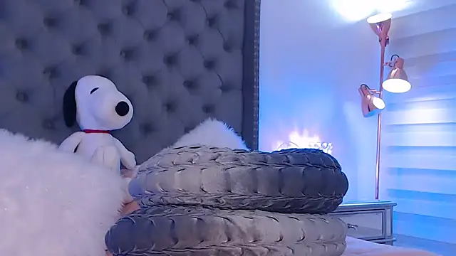 Snapshot of KathaLove chatting on 02/12/25, 05:37 KathaLove online show from 02/12/25, 05:37