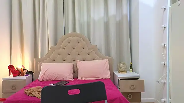 HairyLola online show from 03/11/25, 11:44