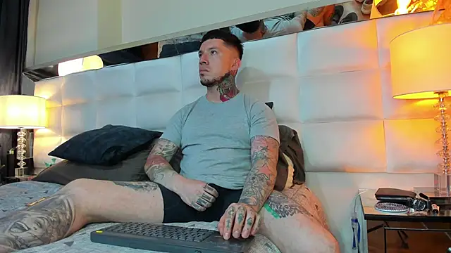 Adam tatto online show from 09/30/25, 01:43