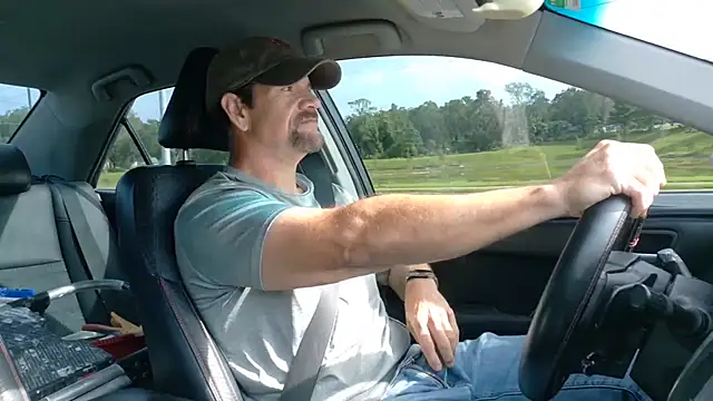 Snapshot of allenspuninfla chatting on 10/04/25, 02:04 allenspuninfla online show from 10/04/25, 02:04