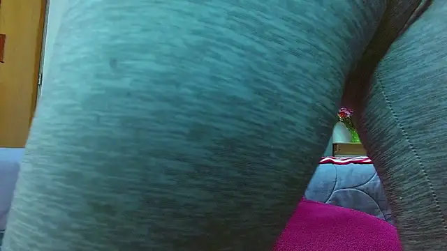 Snapshot of karlamorris_ chatting on 01/05/26, 05:27 karlamorris online show from 01/05/26, 05:27