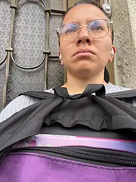 Snapshot of karlamorris_ chatting on 02/03/26, 01:16 karlamorris online show from 02/03/26, 01:16