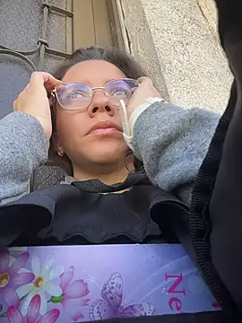 Snapshot of karlamorris_ chatting on 02/05/26, 01:49 karlamorris online show from 02/05/26, 01:49