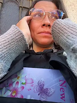 Snapshot of karlamorris_ chatting on 02/11/26, 01:16 karlamorris online show from 02/11/26, 01:16