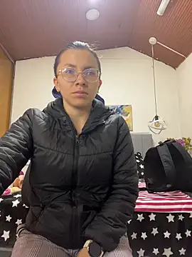 Snapshot of karlamorris_ chatting on 02/12/26, 01:28 karlamorris online show from 02/12/26, 01:28