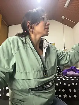 Snapshot of karlamorris_ chatting on 03/20/26, 01:16 karlamorris online show from 03/20/26, 01:16