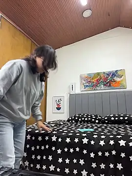 Snapshot of karlamorris_ chatting on 04/07/26, 01:11 karlamorris online show from 04/07/26, 01:11