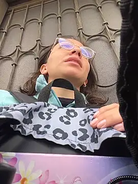 Snapshot of karlamorris_ chatting on 04/08/26, 01:11 karlamorris online show from 04/08/26, 01:11