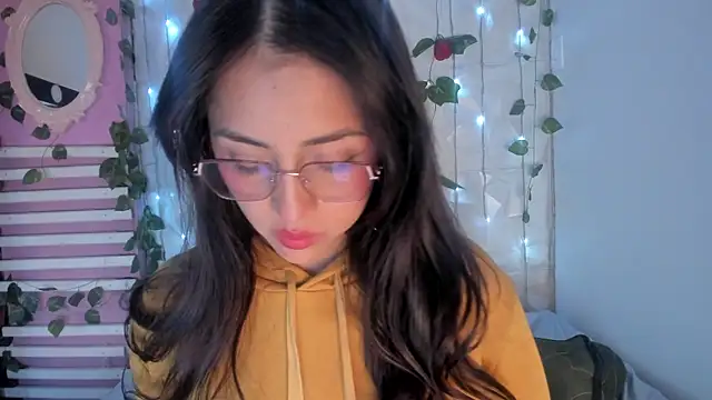 Sophy SmileSweet online show from 01/04/25, 05:47