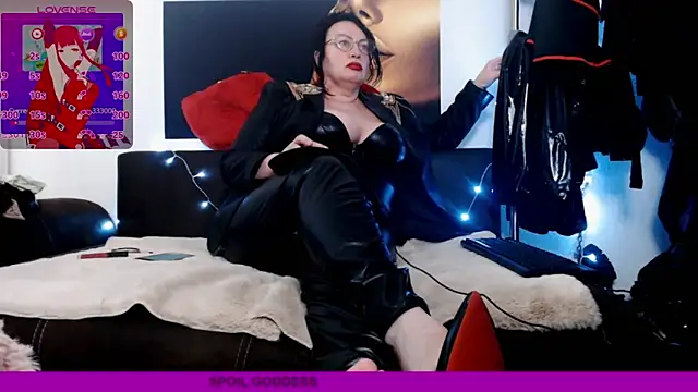 Snapshot of NannaGlossa chatting on 09/29/25, 08:19 NannaGlossa online show from 09/29/25, 08:19